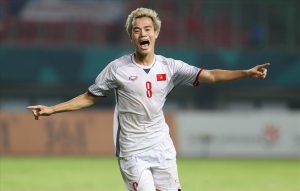 Tiểu sử cầu thủ Nguyễn Văn Toàn